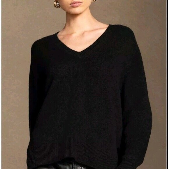 NakedCashmere Sweaters - Naked Cashmere Oversized XS 21" Ptp Sweater Black Softest Baloon Sleeve $395 EUC